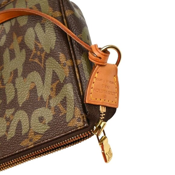 Louis Vuitton khaki Graffiti Pochette Accessoires Handbag M92191 AR0041 195485 - Picture 4 of 8